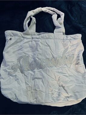 Abercrombie & Fitch | Bags | Abercrombie Duffle Bag | Poshmark